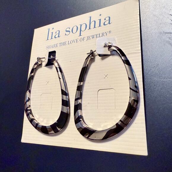 Instinct Retired Lia Sophia Animal Print Hoop Earrings - Picture 1 of 5